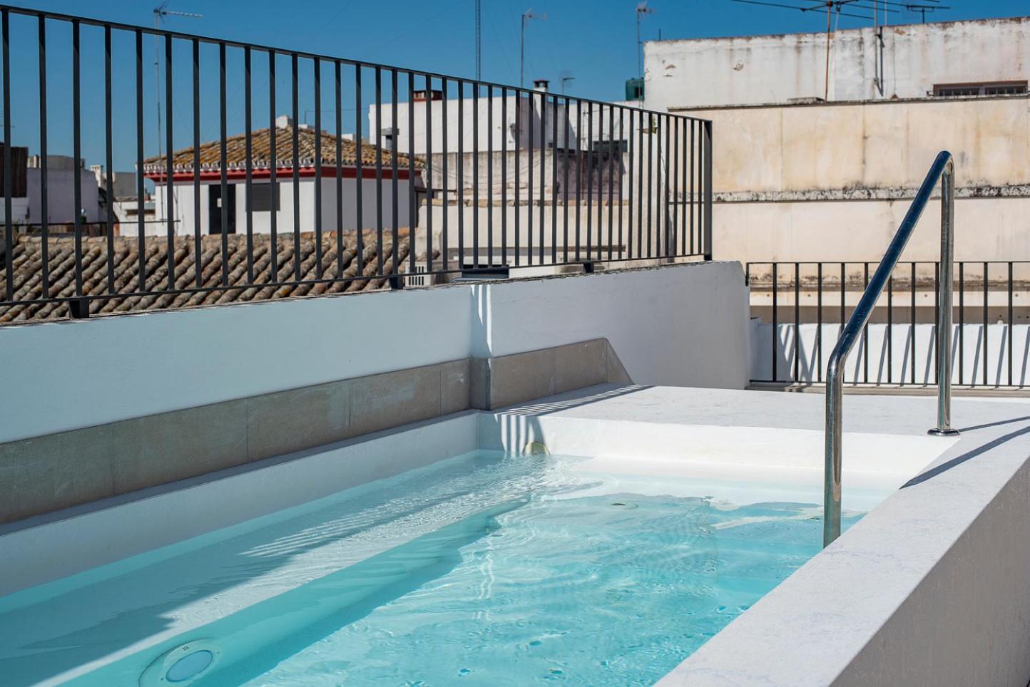 Slow Suites Salvador Seville Ngoại thất bức ảnh