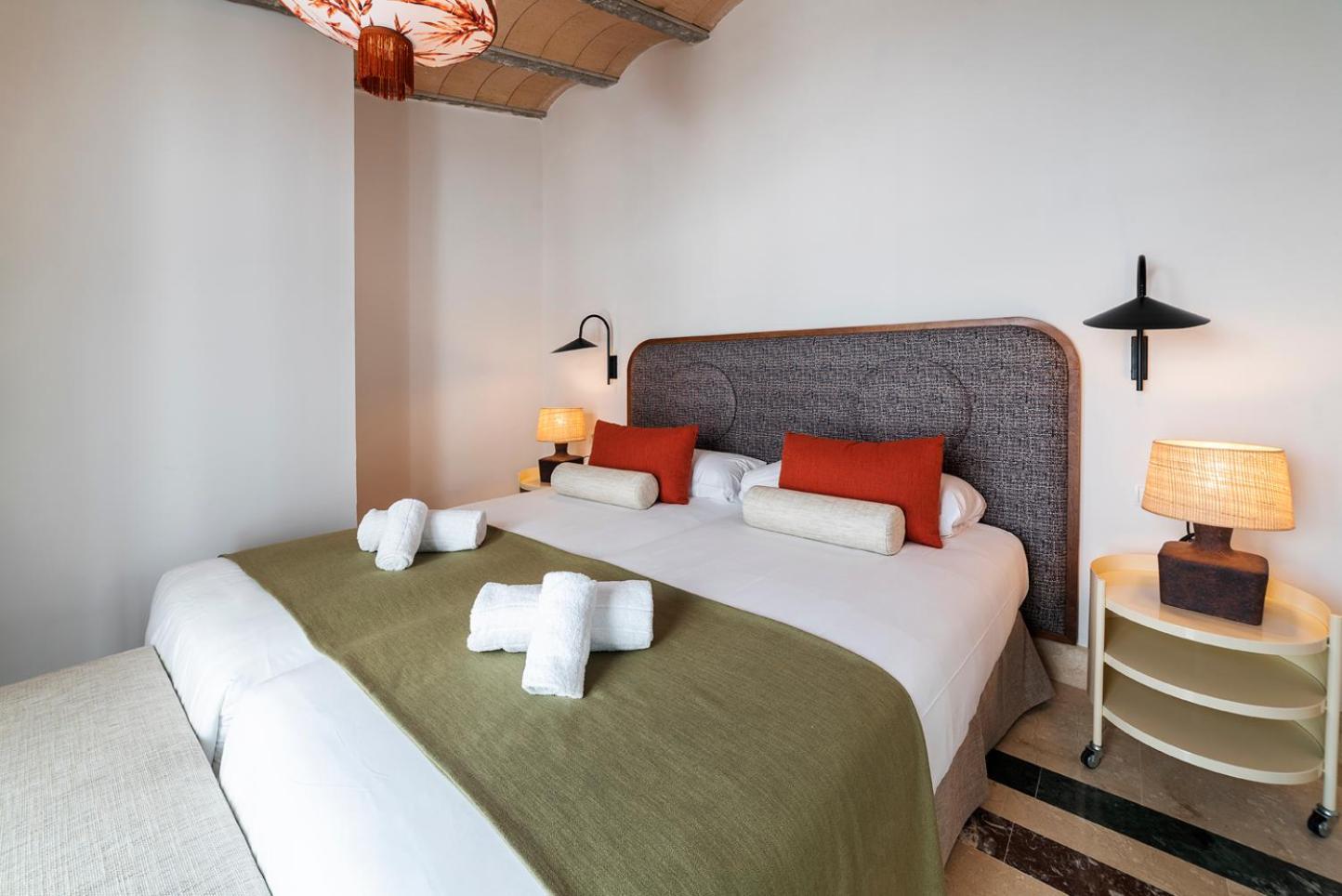 Slow Suites Salvador Seville Ngoại thất bức ảnh