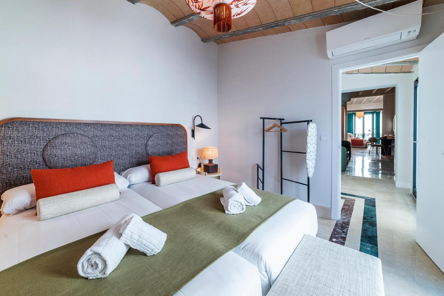 Slow Suites Salvador Seville Ngoại thất bức ảnh