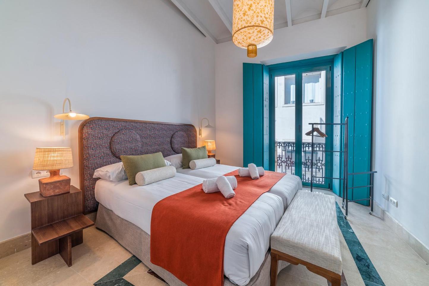 Slow Suites Salvador Seville Ngoại thất bức ảnh