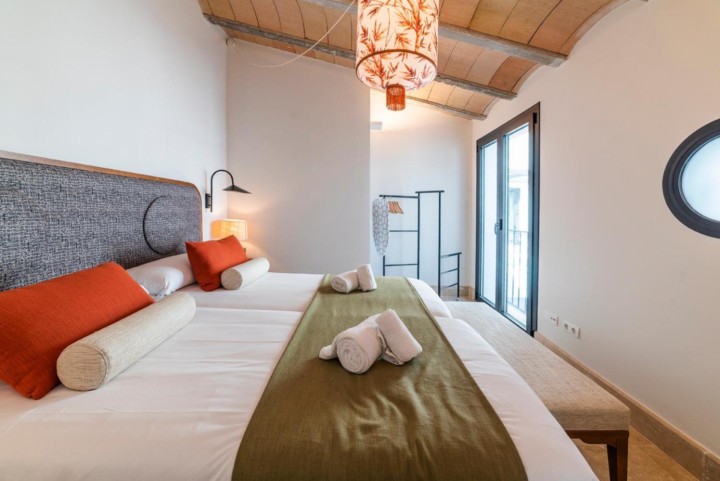 Slow Suites Salvador Seville Ngoại thất bức ảnh