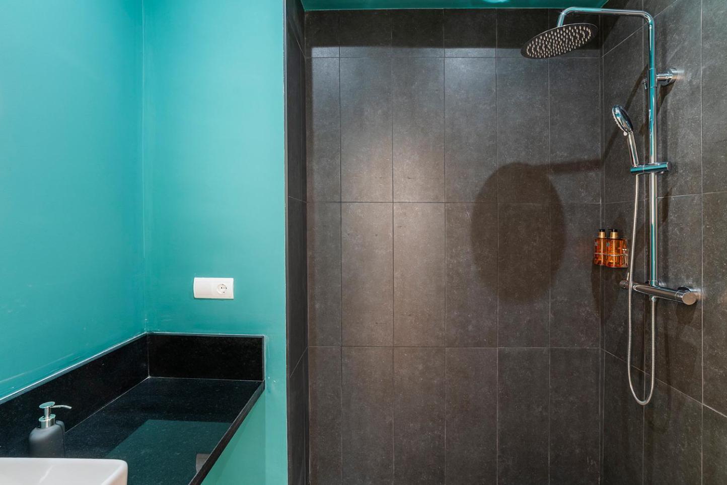 Slow Suites Salvador Seville Ngoại thất bức ảnh